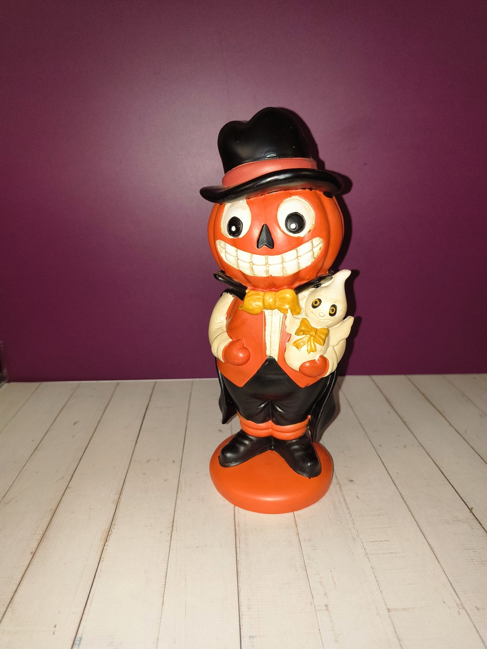 Retro Style HalloweenClassic Orange Pumpkin Gentleman Figurine with Ghost Accent
